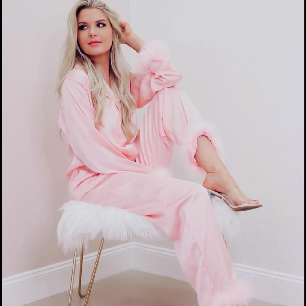Pink Silk and Furry PJs!!!!! 💖💖